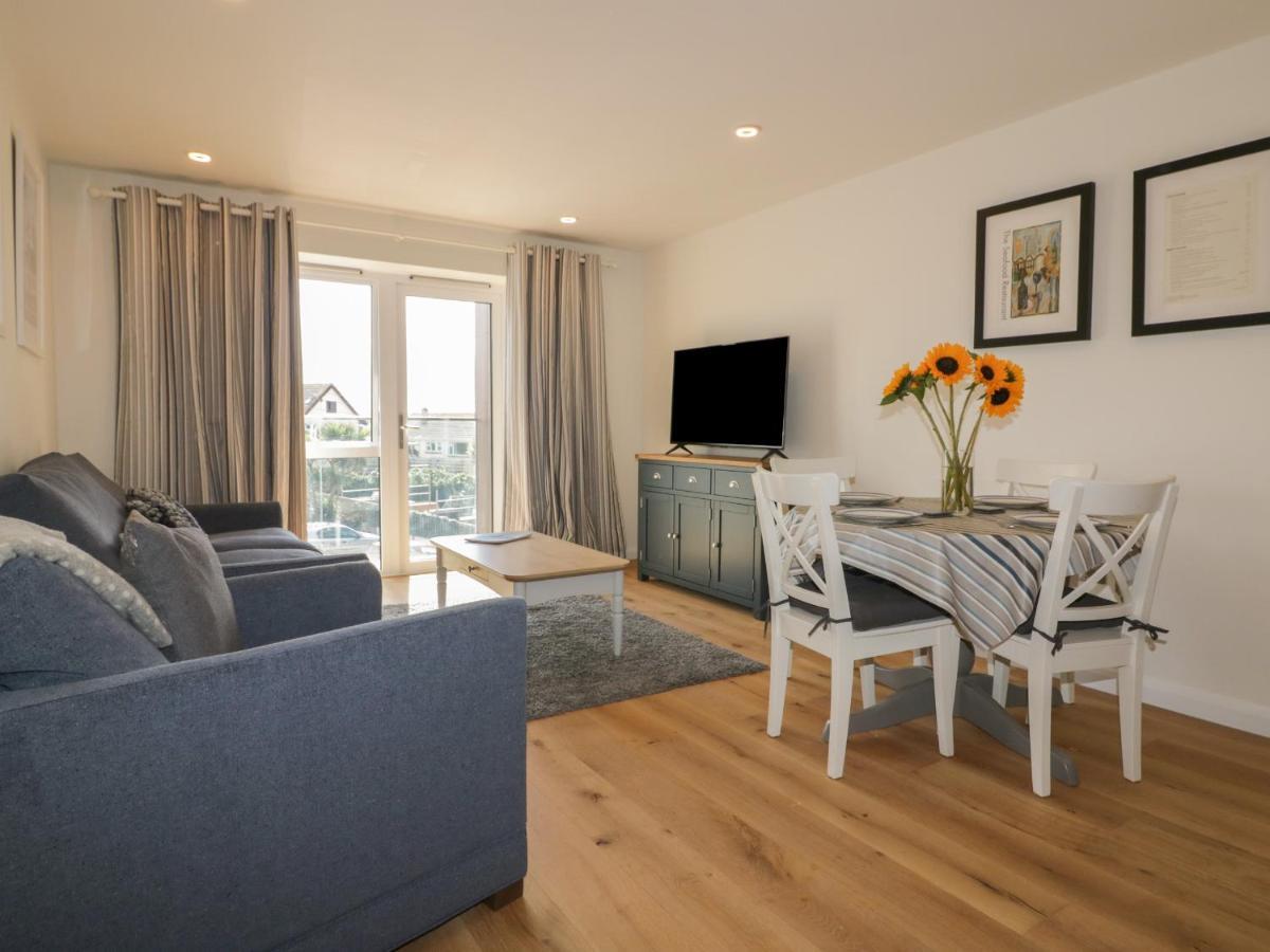 Watergate View Apartment *